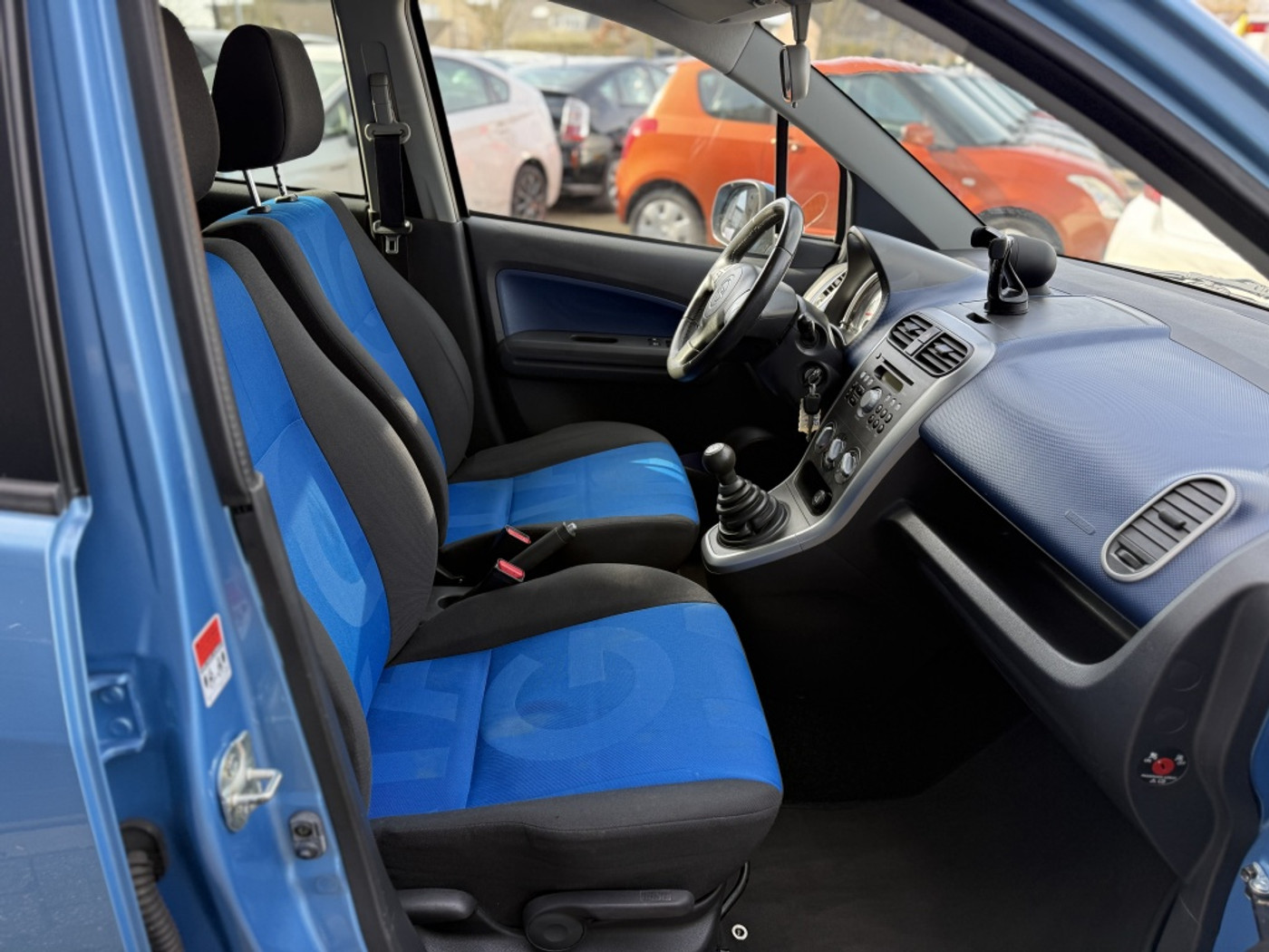 Foto van Opel Agila