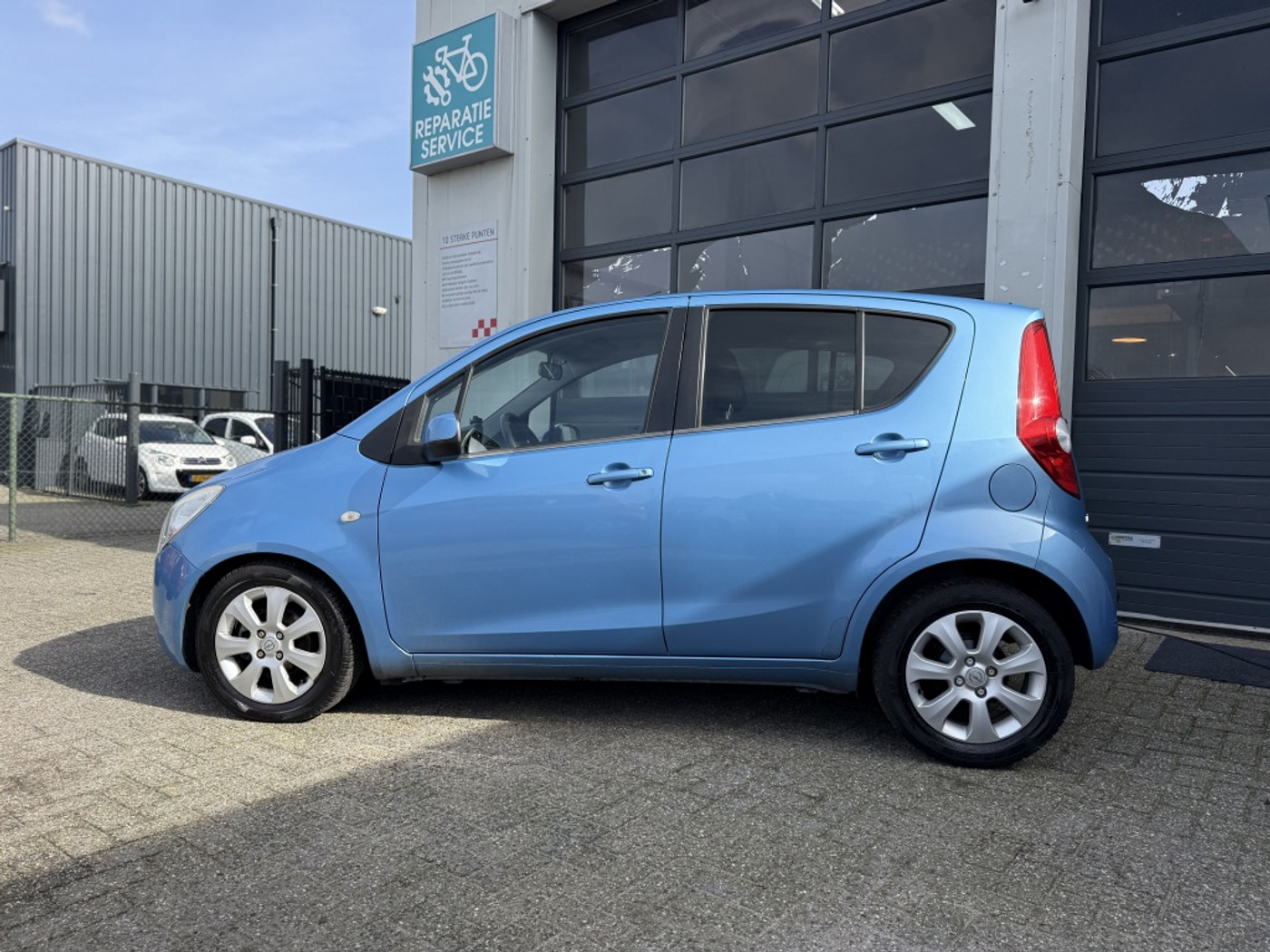 Foto van Opel Agila