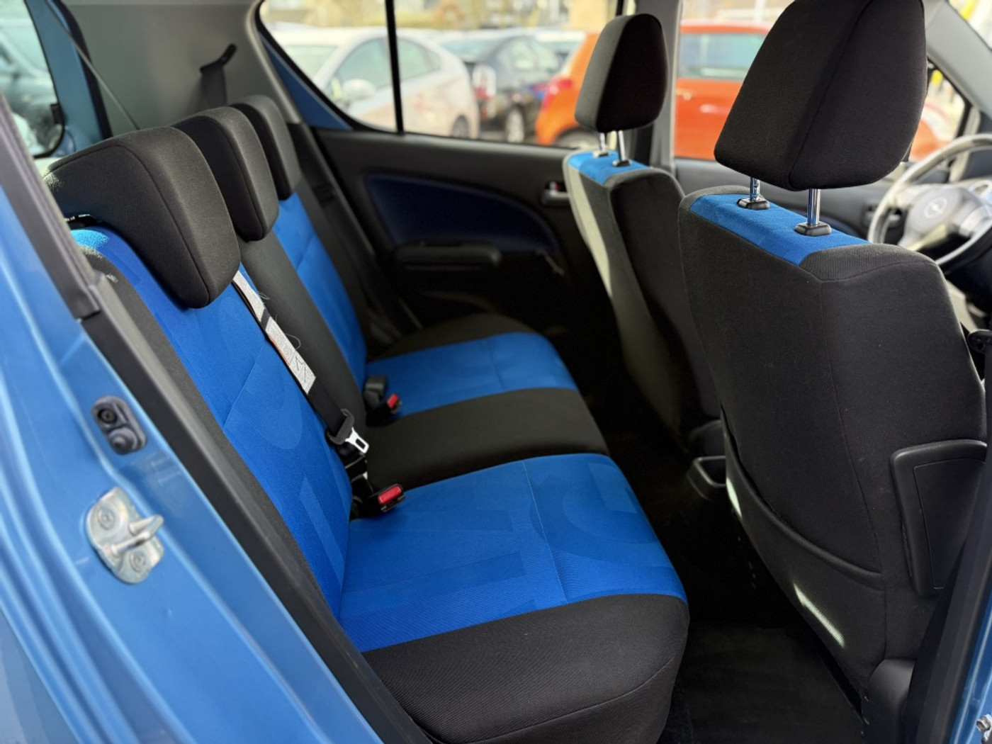 Foto van Opel Agila
