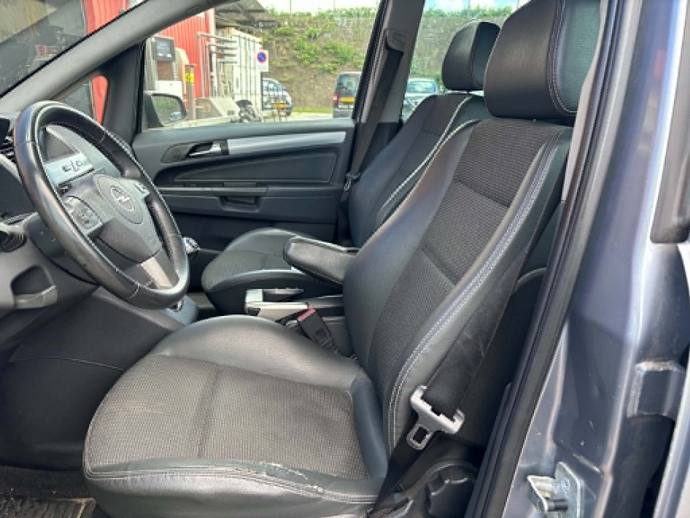 Foto van Opel Zafira