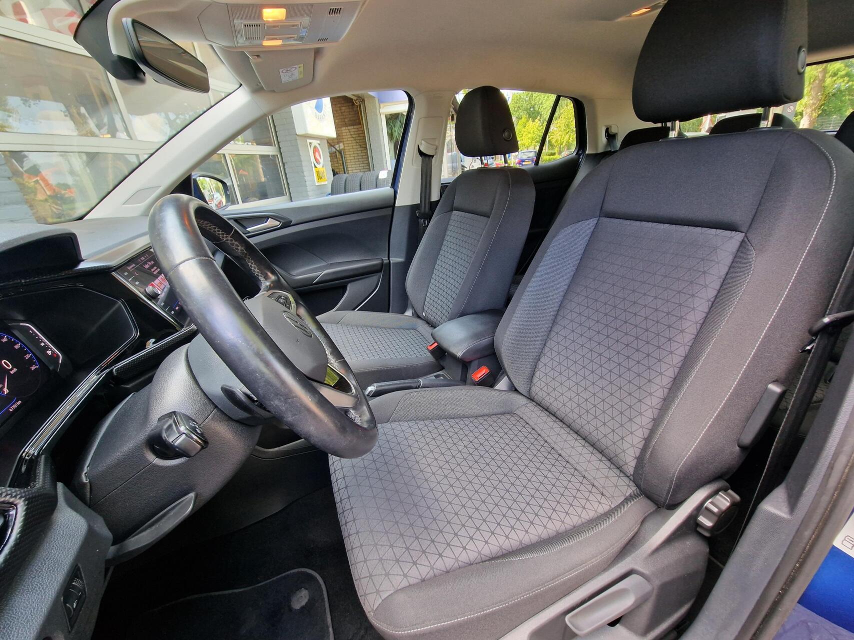 Foto van Volkswagen T-cross