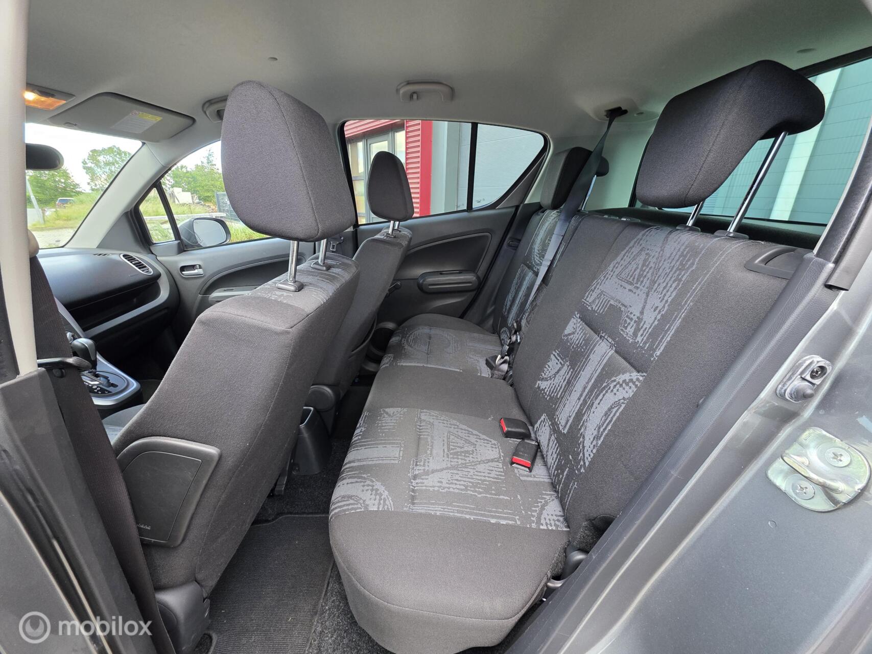 Foto van Opel Agila
