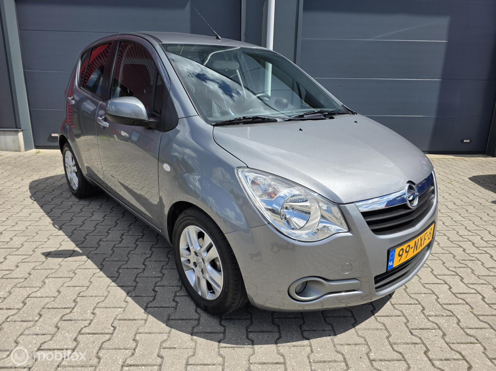 Foto van Opel Agila