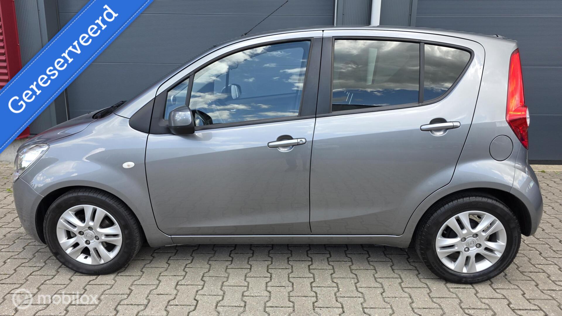 Foto van Opel Agila
