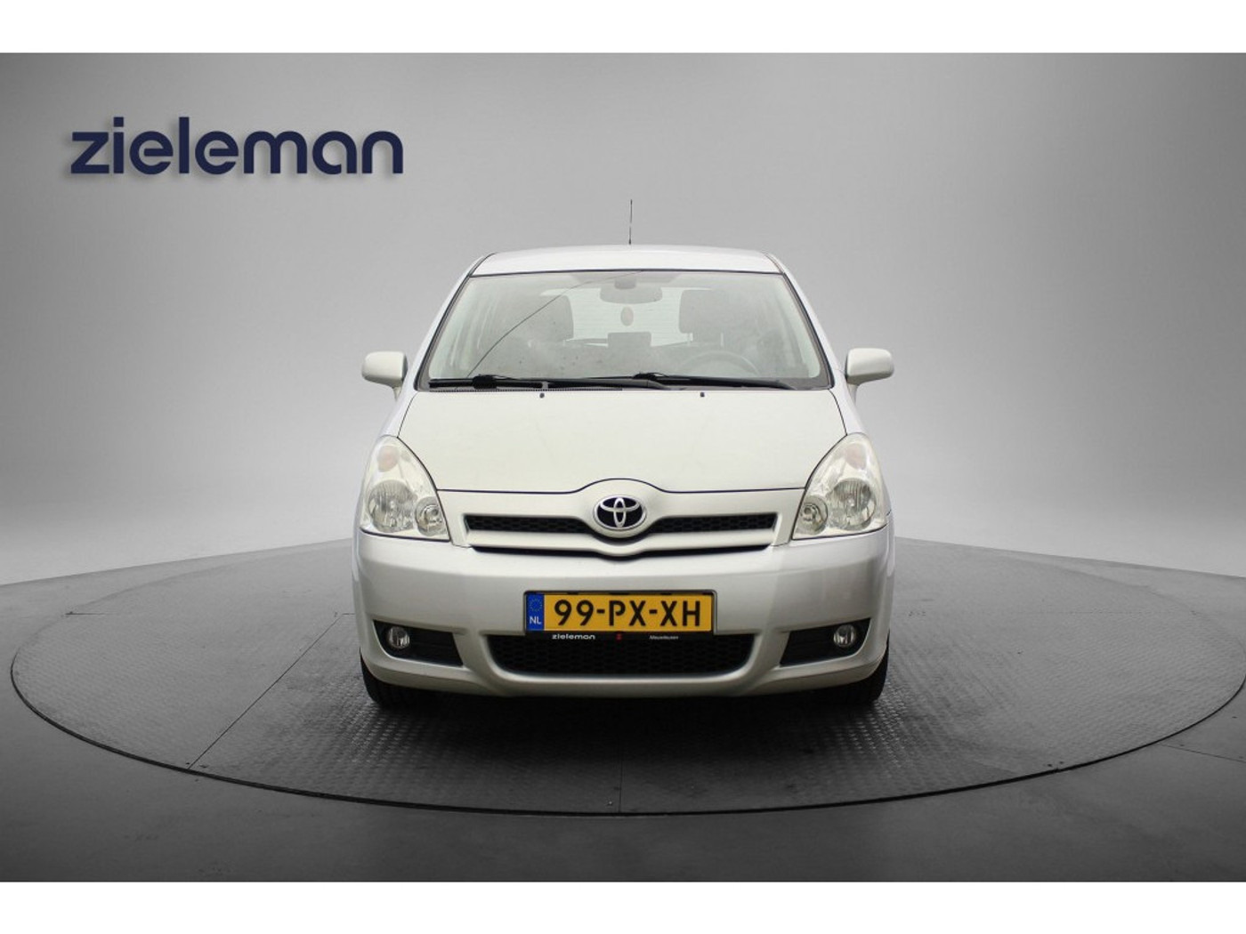 Foto van Toyota Corolla Verso