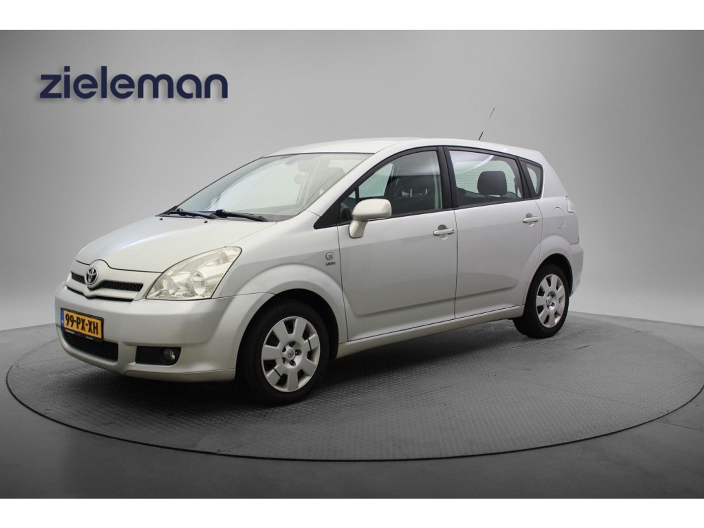 Foto van Toyota Corolla Verso