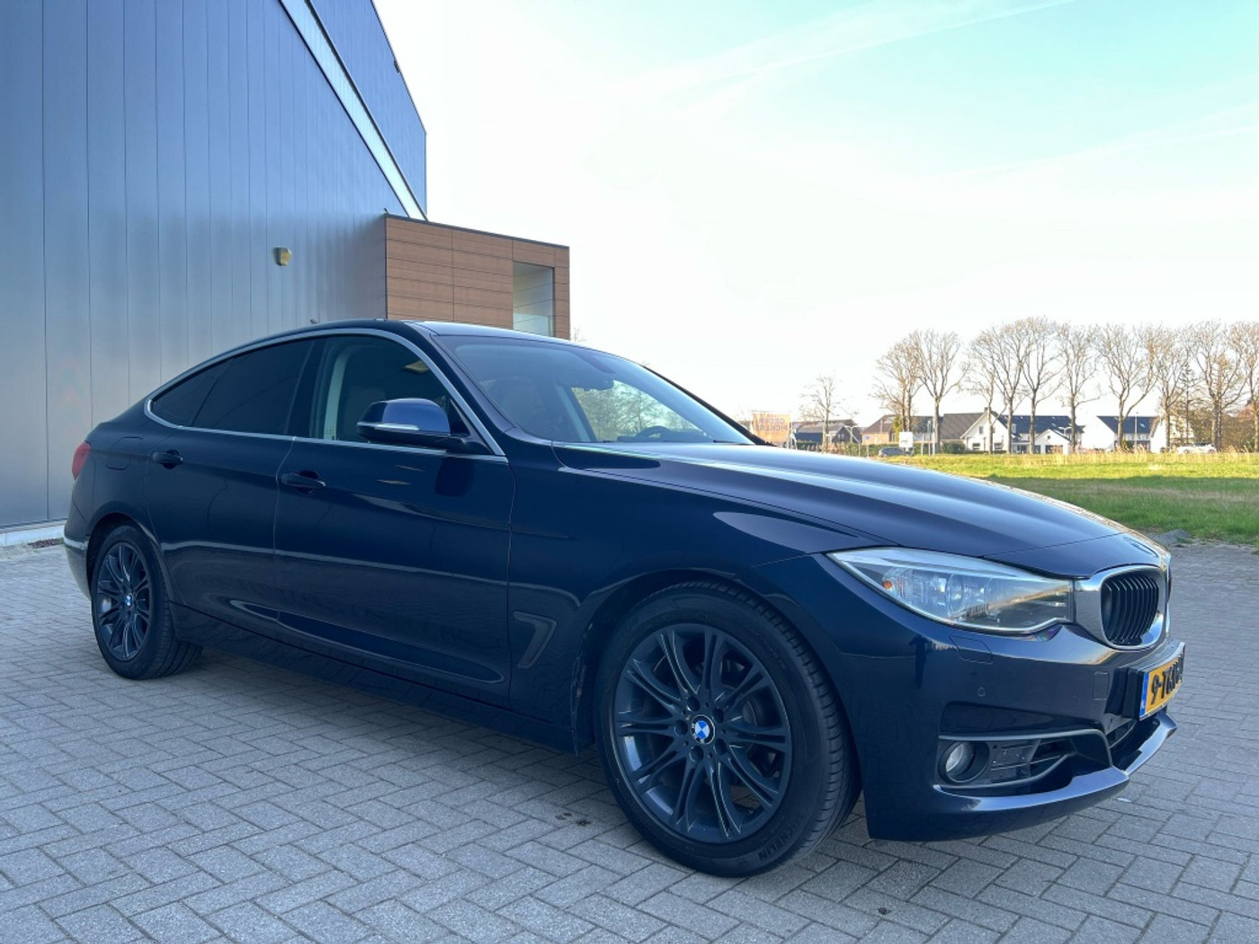 Foto van BMW 320i