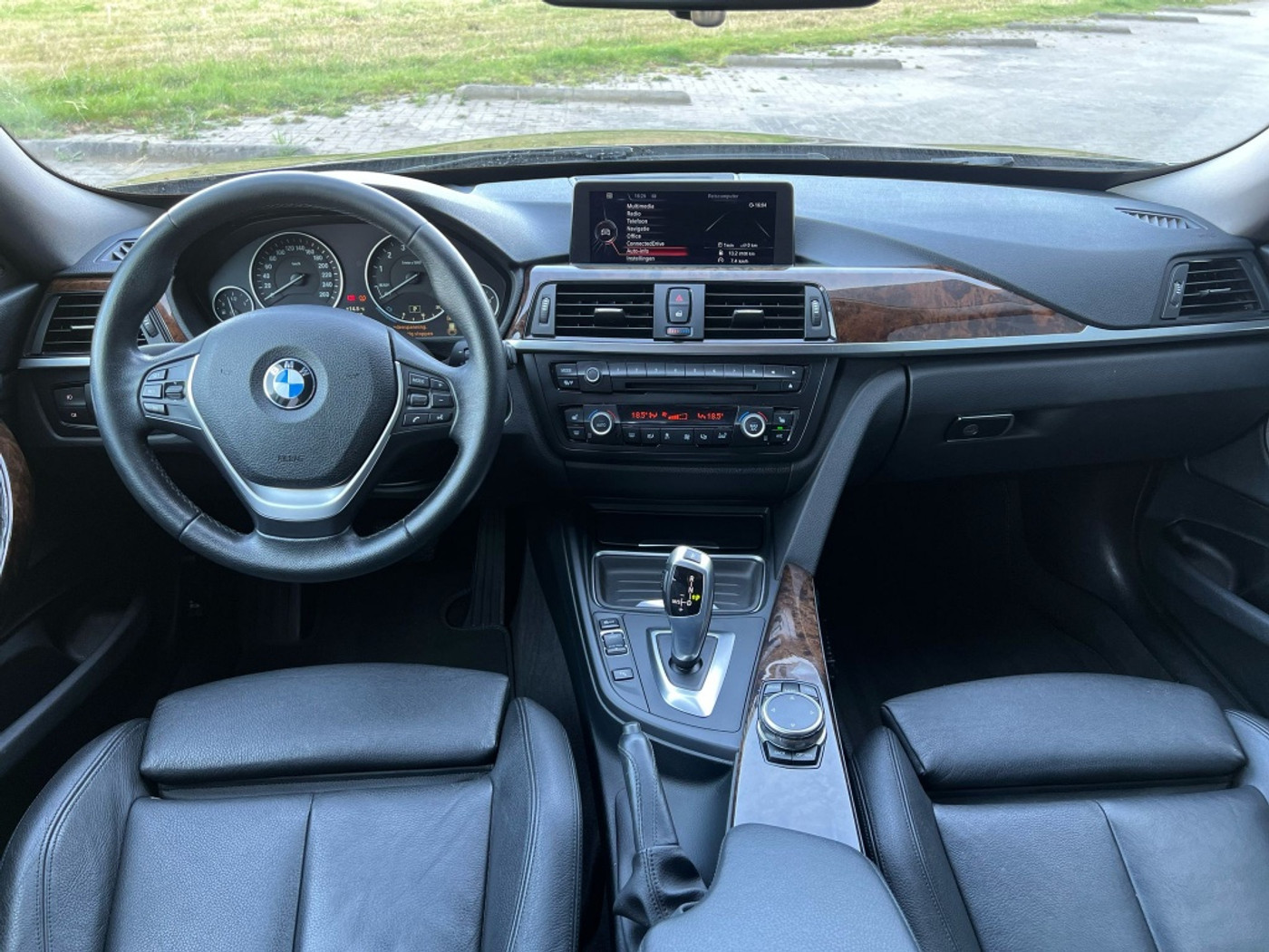 Foto van BMW 320i