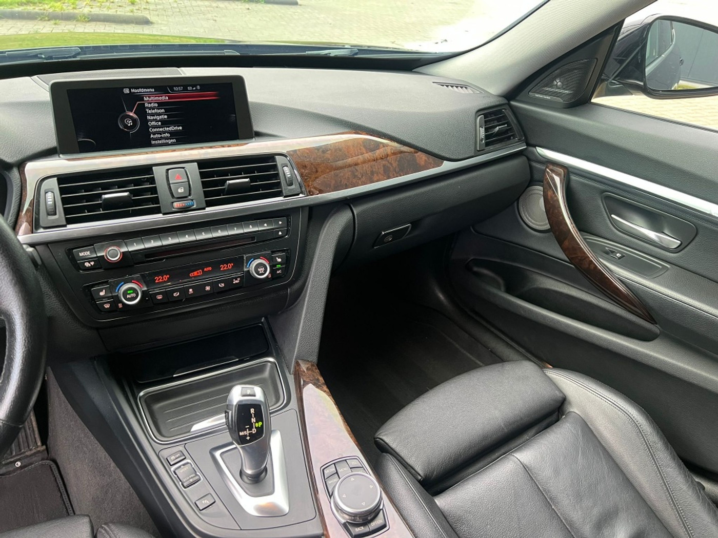 Foto van BMW 320i