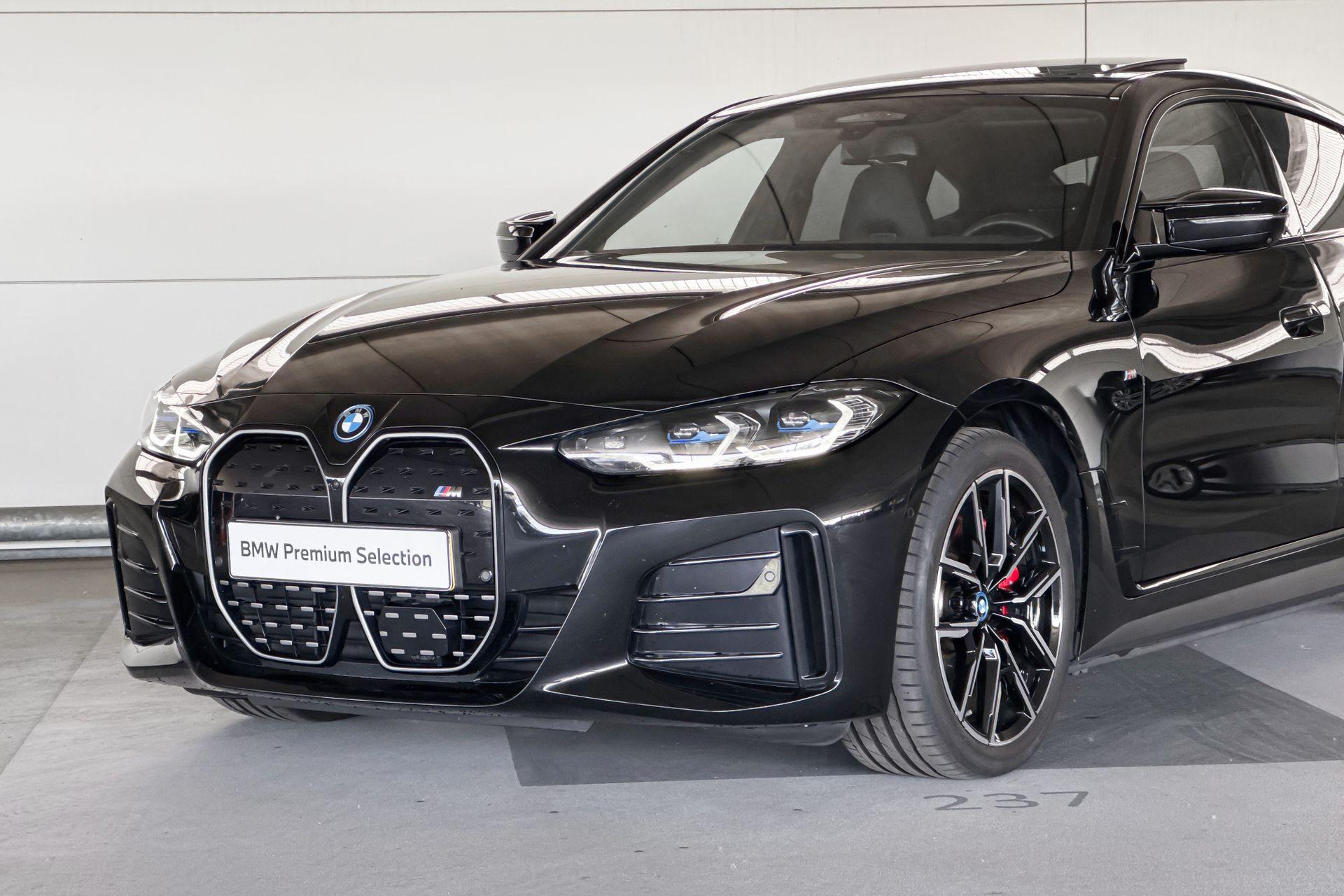 Foto van BMW I4 M50