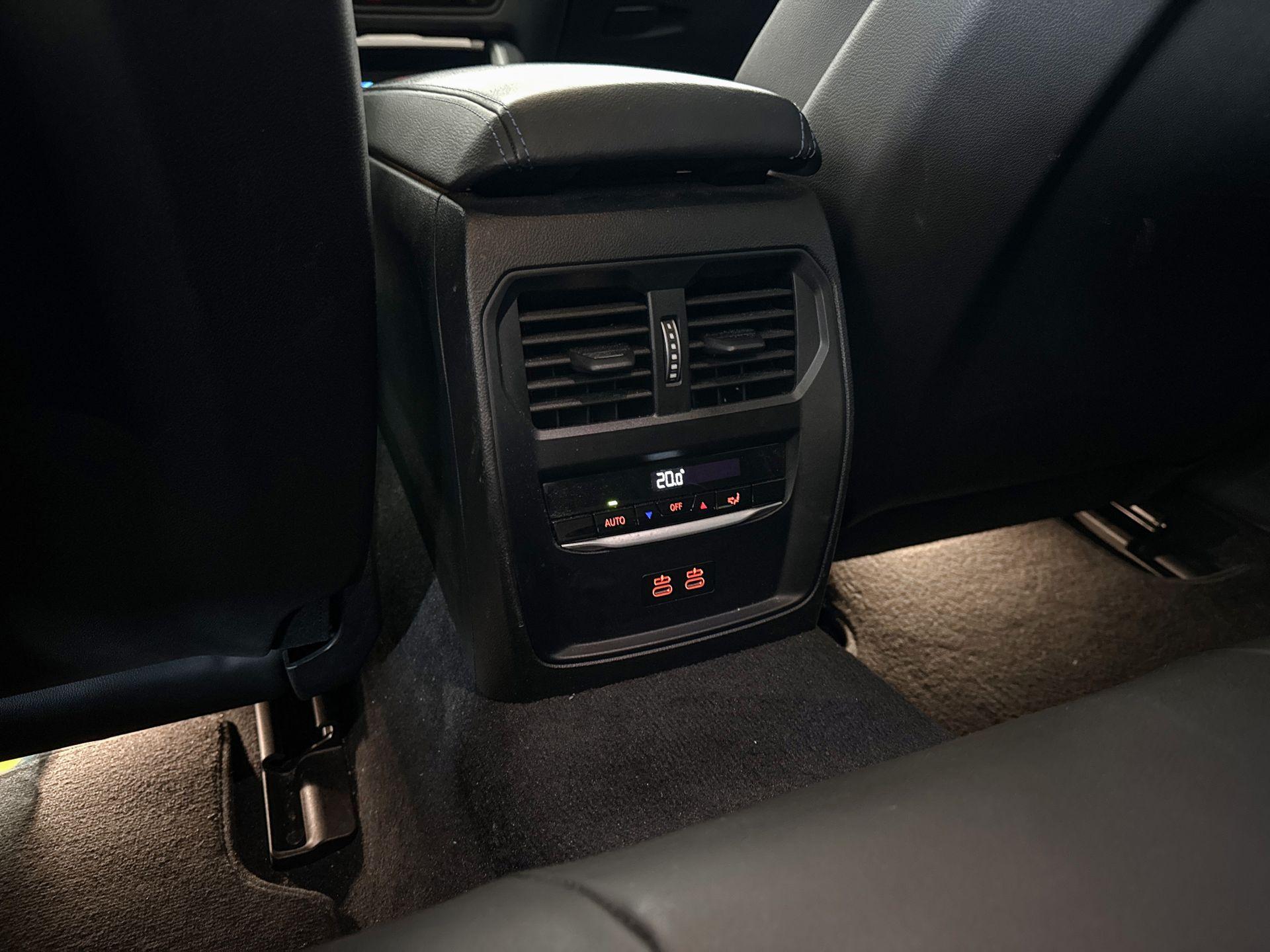 Foto van BMW I4 M50