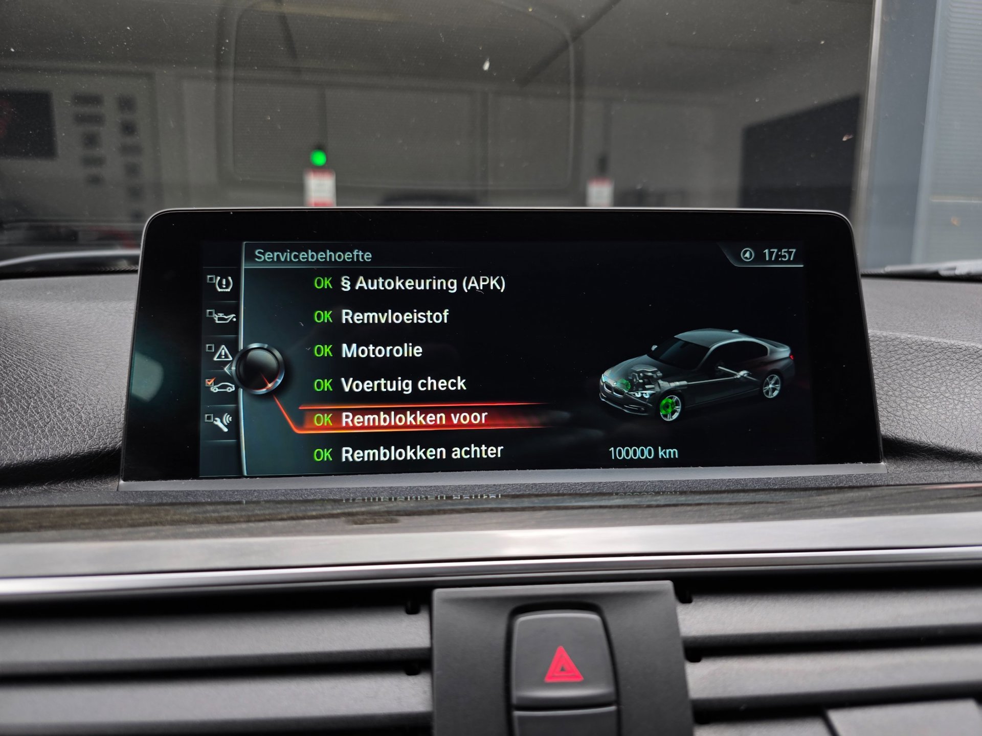 Foto van BMW 330e Iperformance