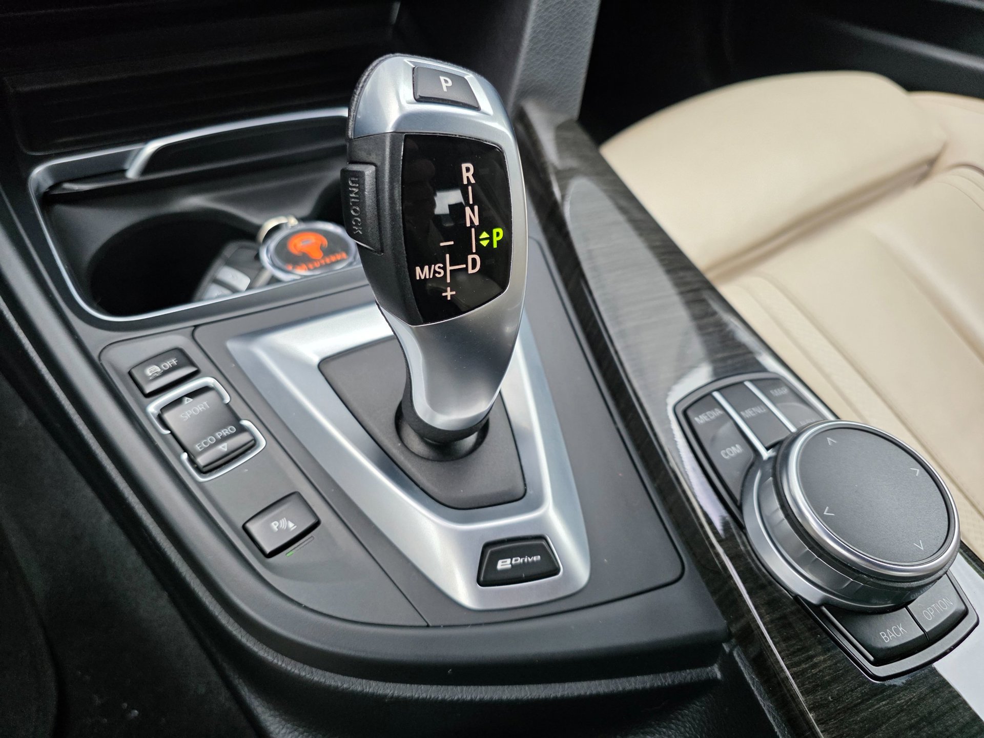 Foto van BMW 330e Iperformance