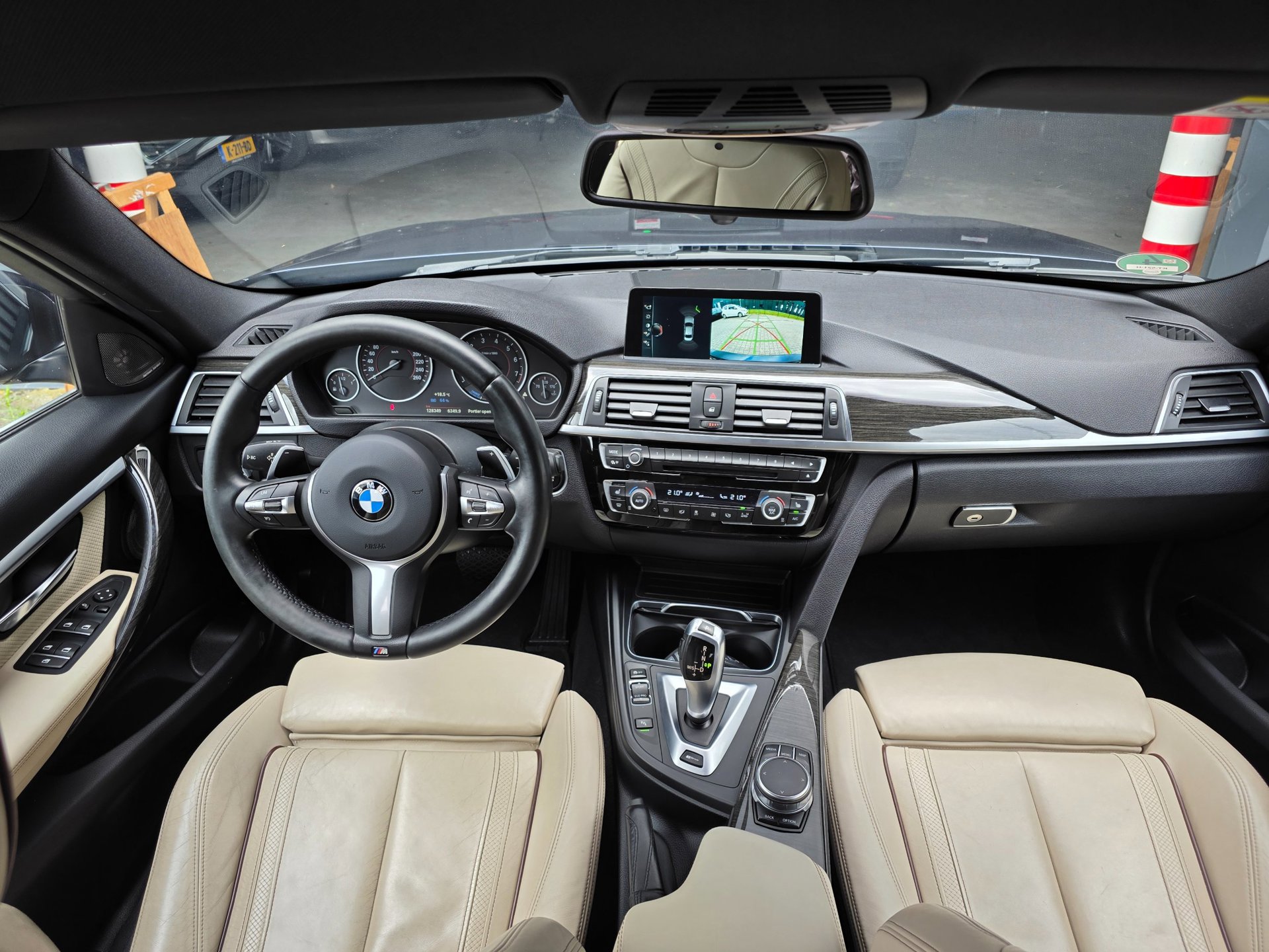 Foto van BMW 330e Iperformance