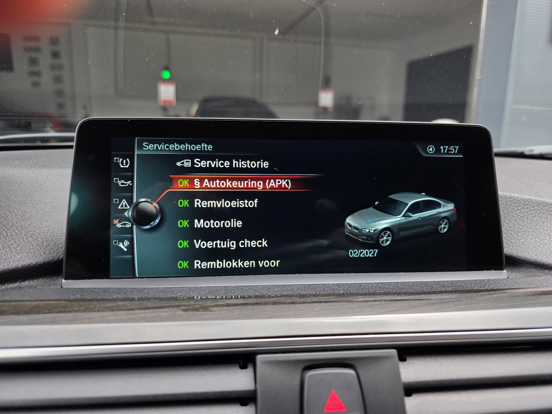 Foto van BMW 330e Iperformance