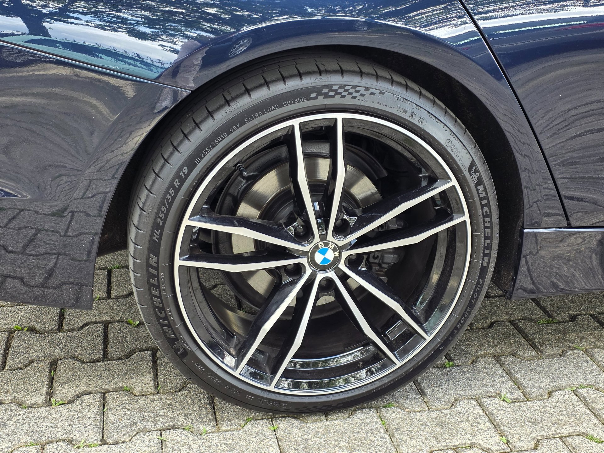 Foto van BMW 330e Iperformance