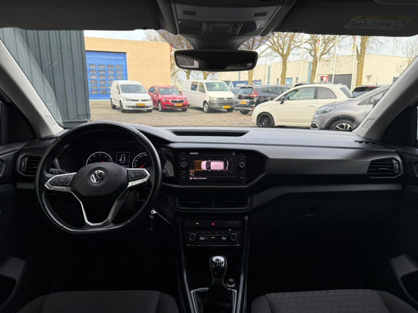 Foto van Volkswagen T-cross
