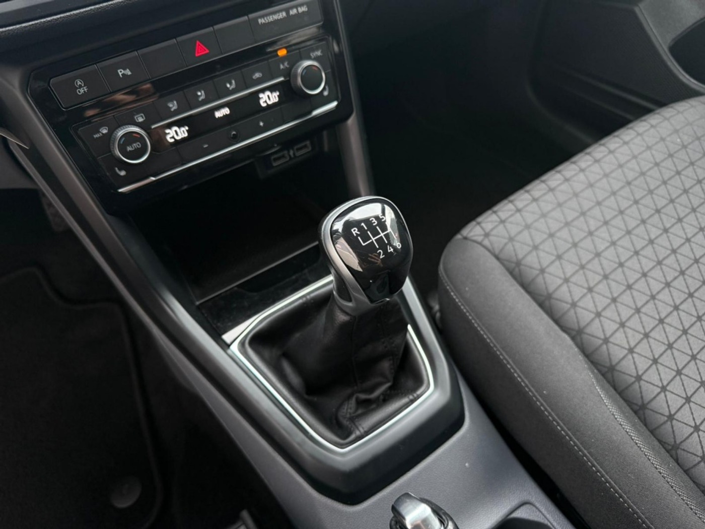 Foto van Volkswagen T-cross