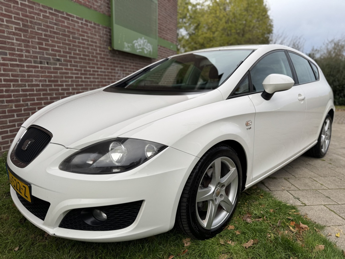 Seat Leon 1.4 TSI Ref*2010*Sport|Airco|Lmv 2010 - voorkant