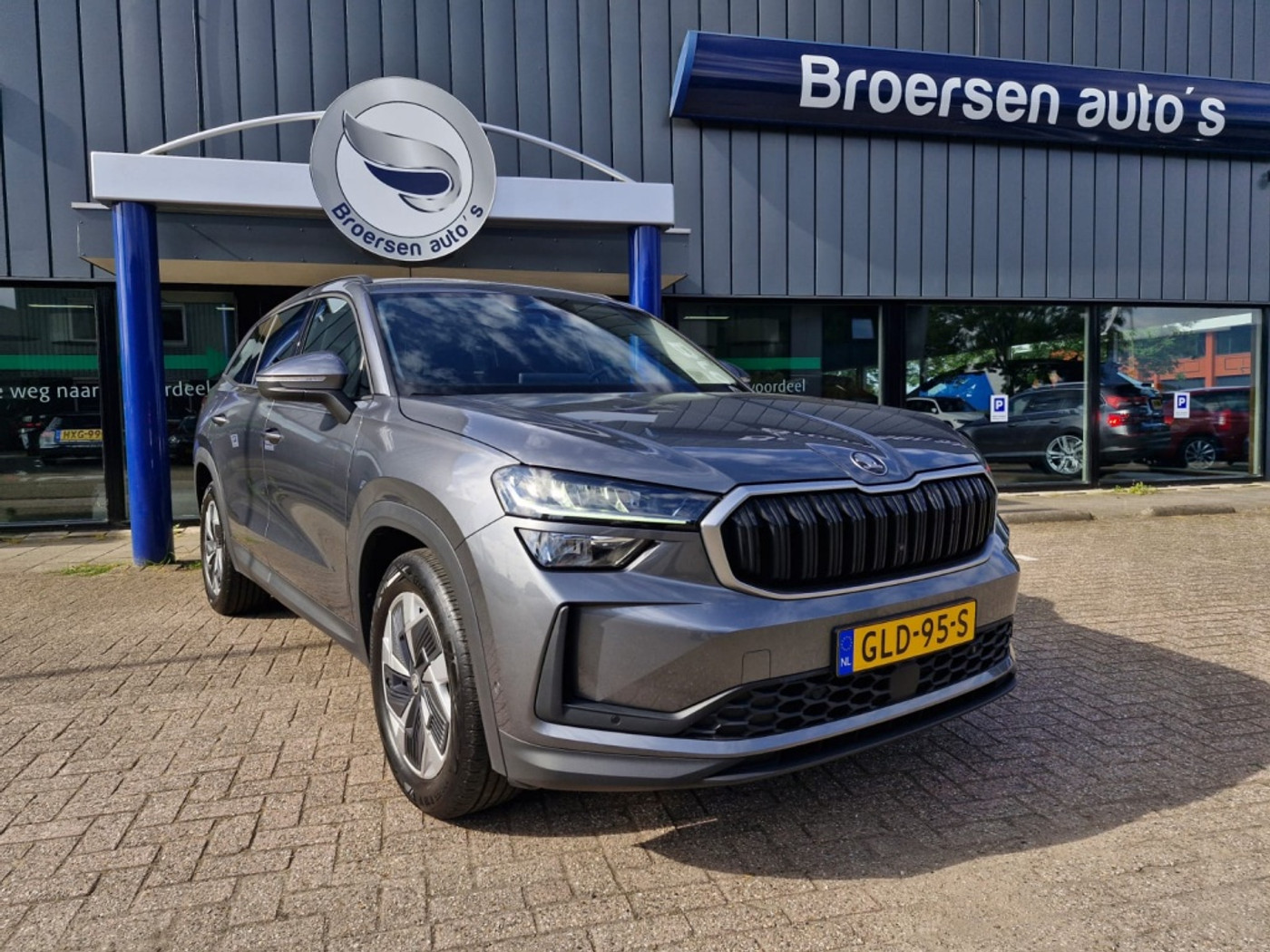 Skoda Kodiaq 1.5 TSI MHEV Business Edition | Trekhaak | Navigatie | 360° Came 2024 - voorkant