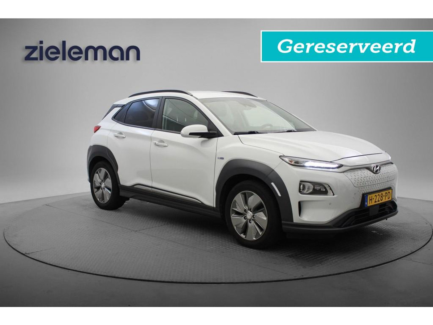 Hyundai Kona Premium 64 kWh Fase 3 - GERESERVEERD!!! 2020 - voorkant