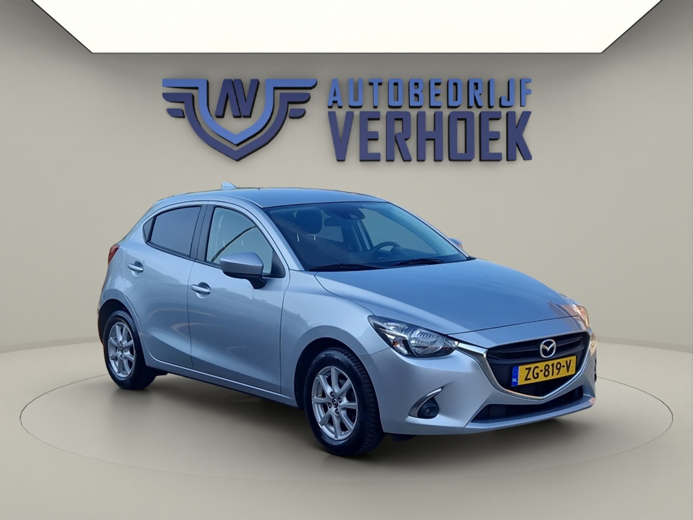 Mazda 2 1.5 Skyactiv-G Sport Selected 2019 - voorkant