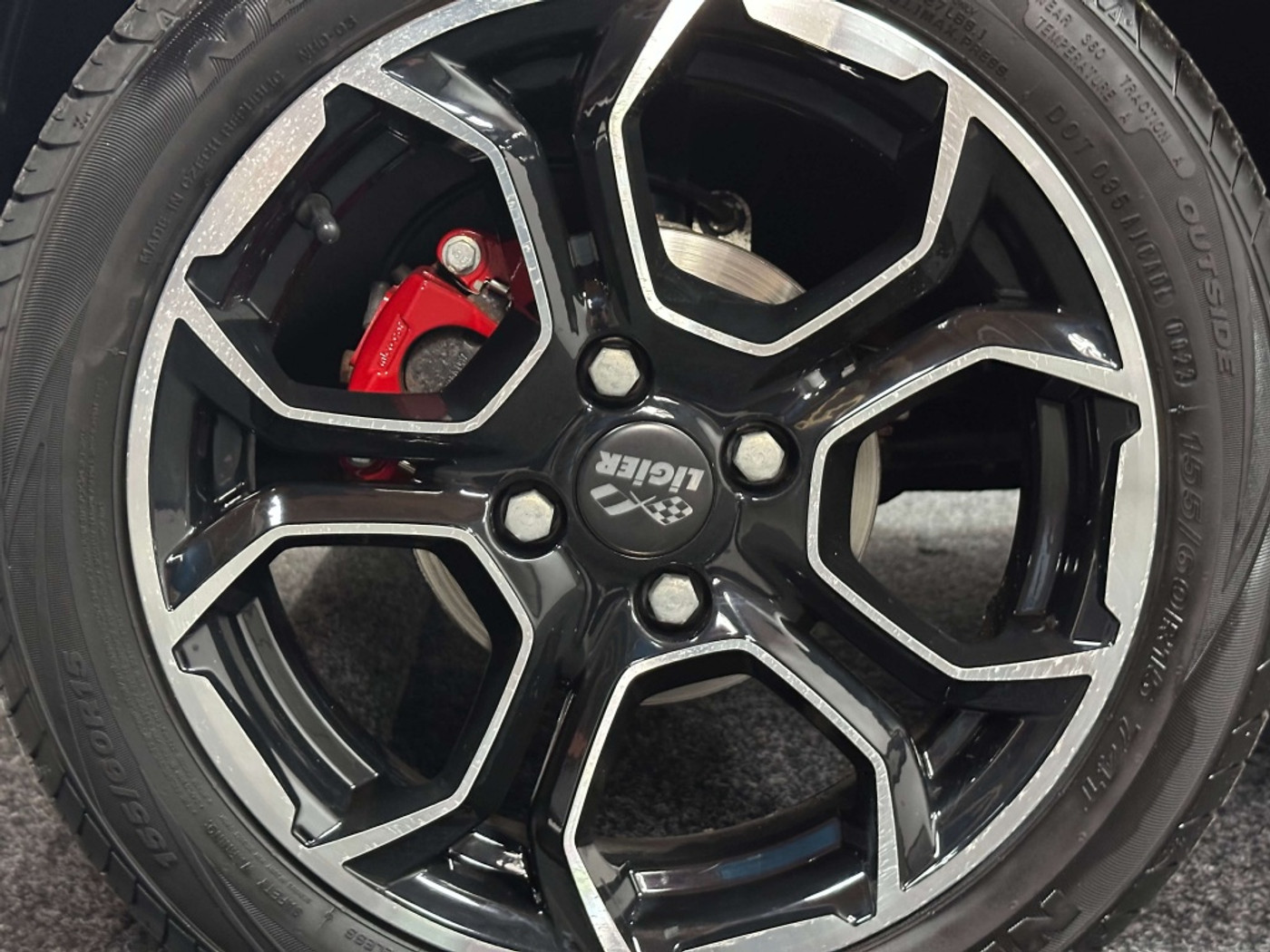 Foto van Ligier Js60