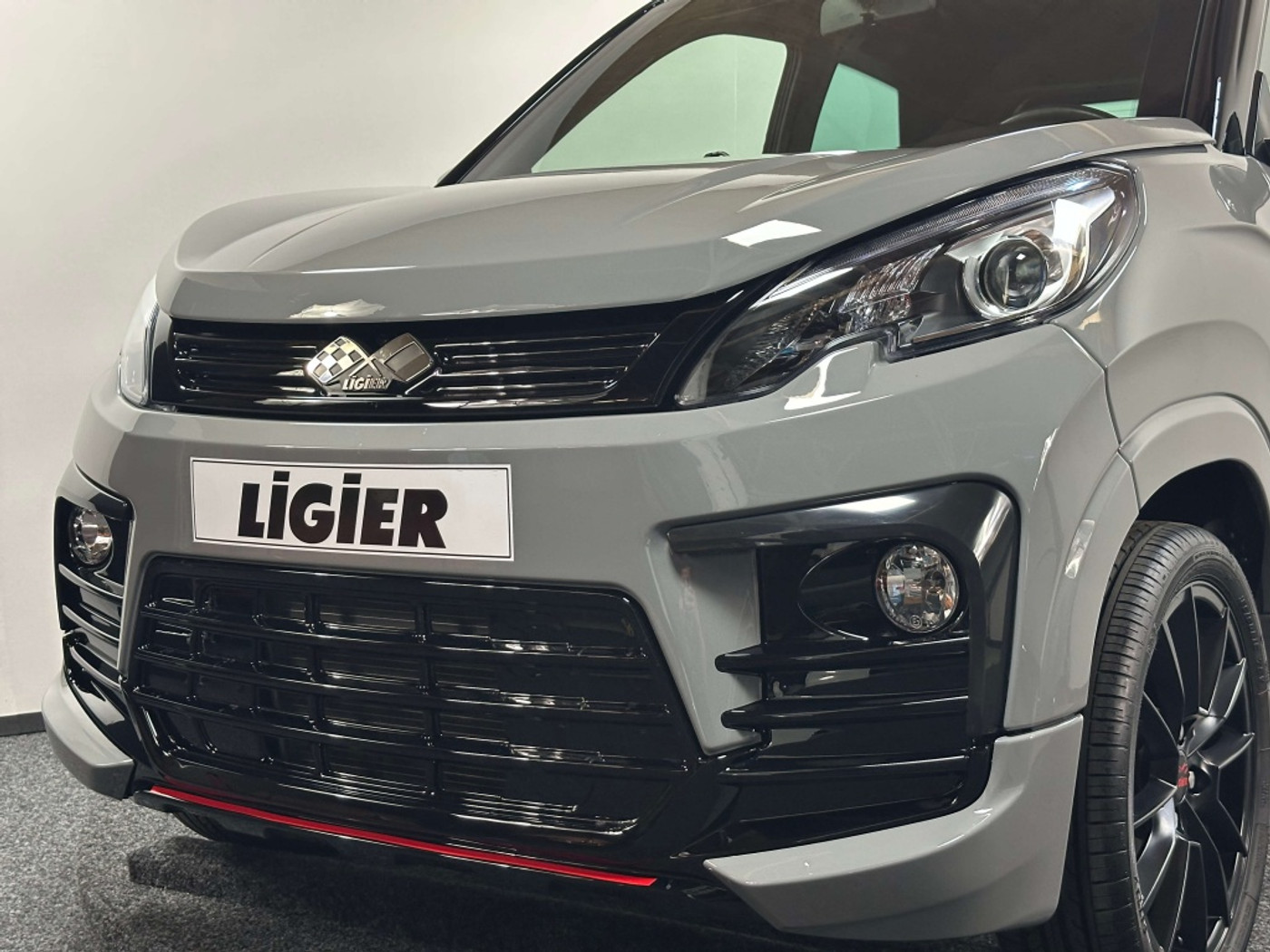 Foto van Ligier Js60