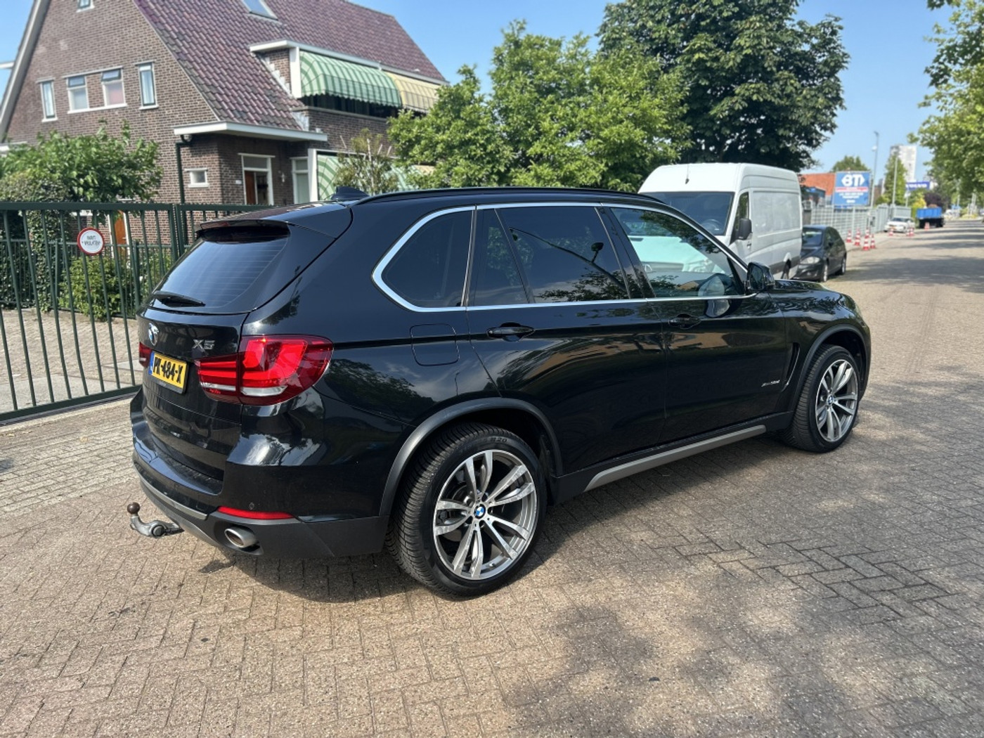Foto van BMW X5 Xdrive30d
