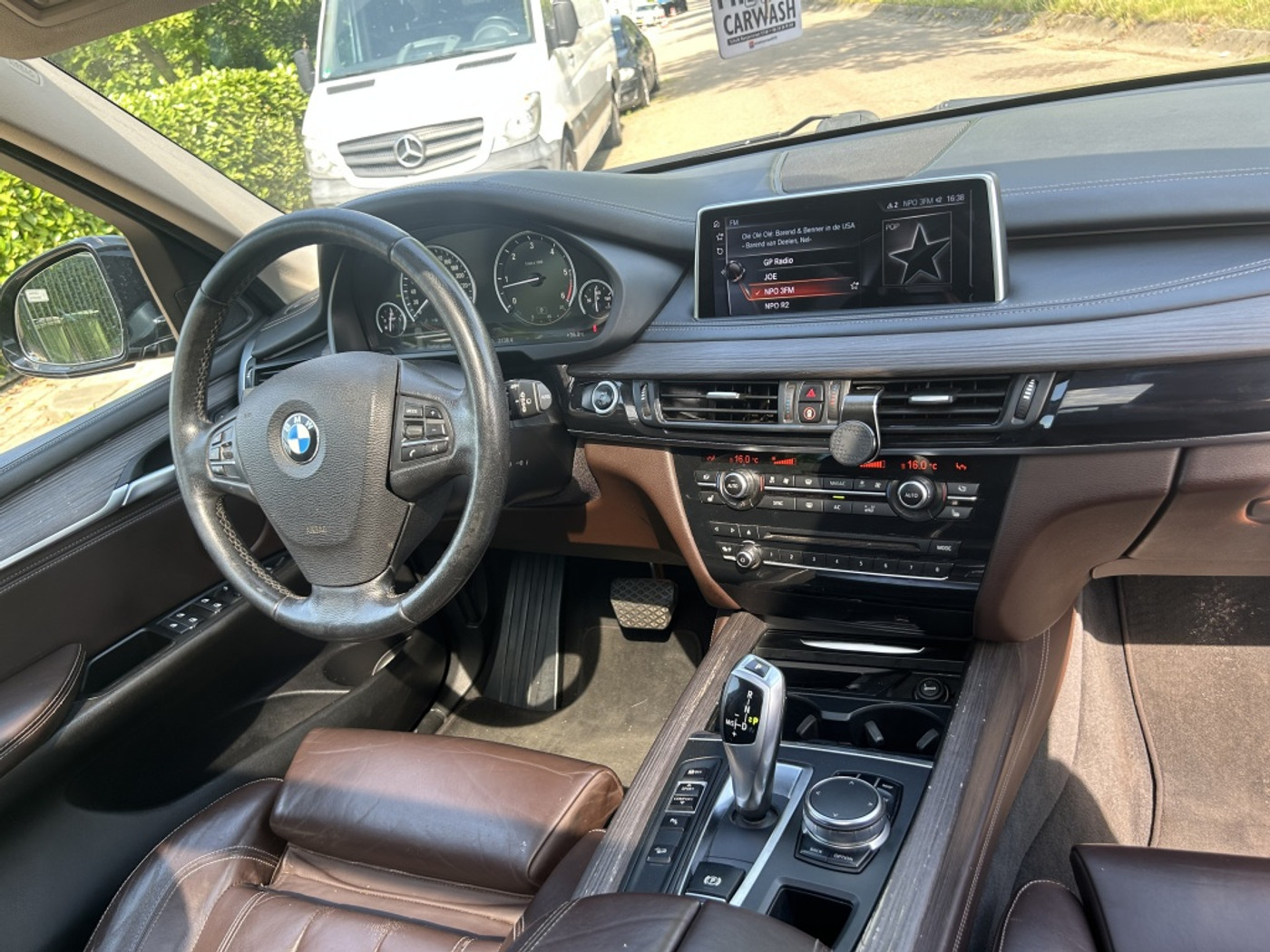 Foto van BMW X5 Xdrive30d
