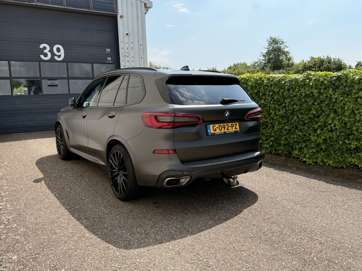 Foto van BMW X5 M50d