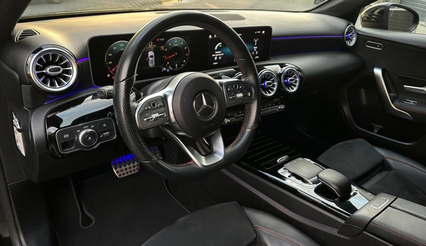Foto van Mercedes-Benz A 200