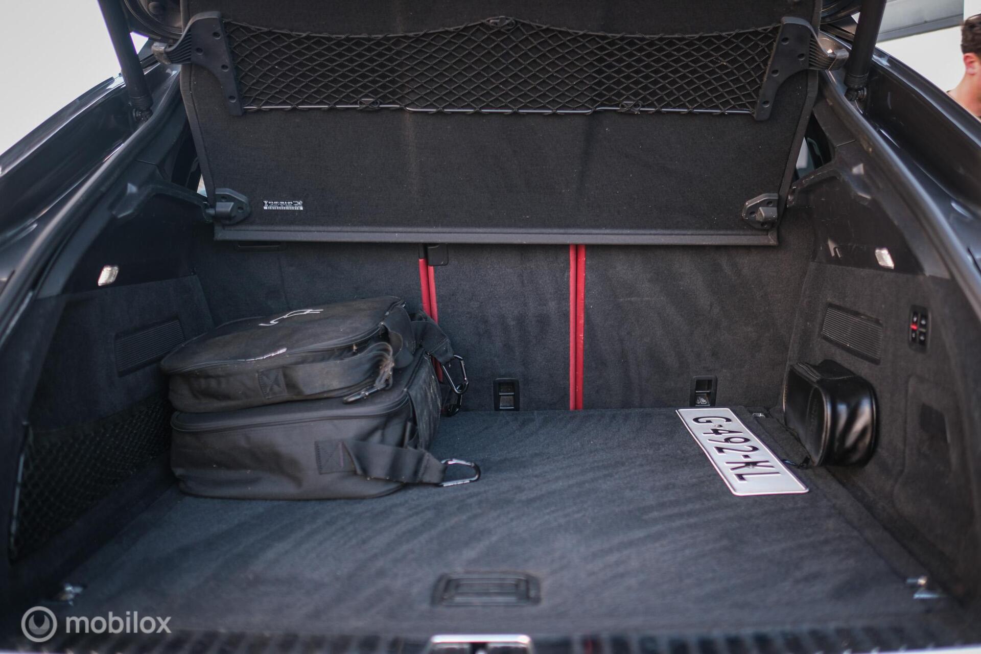 Foto van Porsche Cayenne E-hybrid