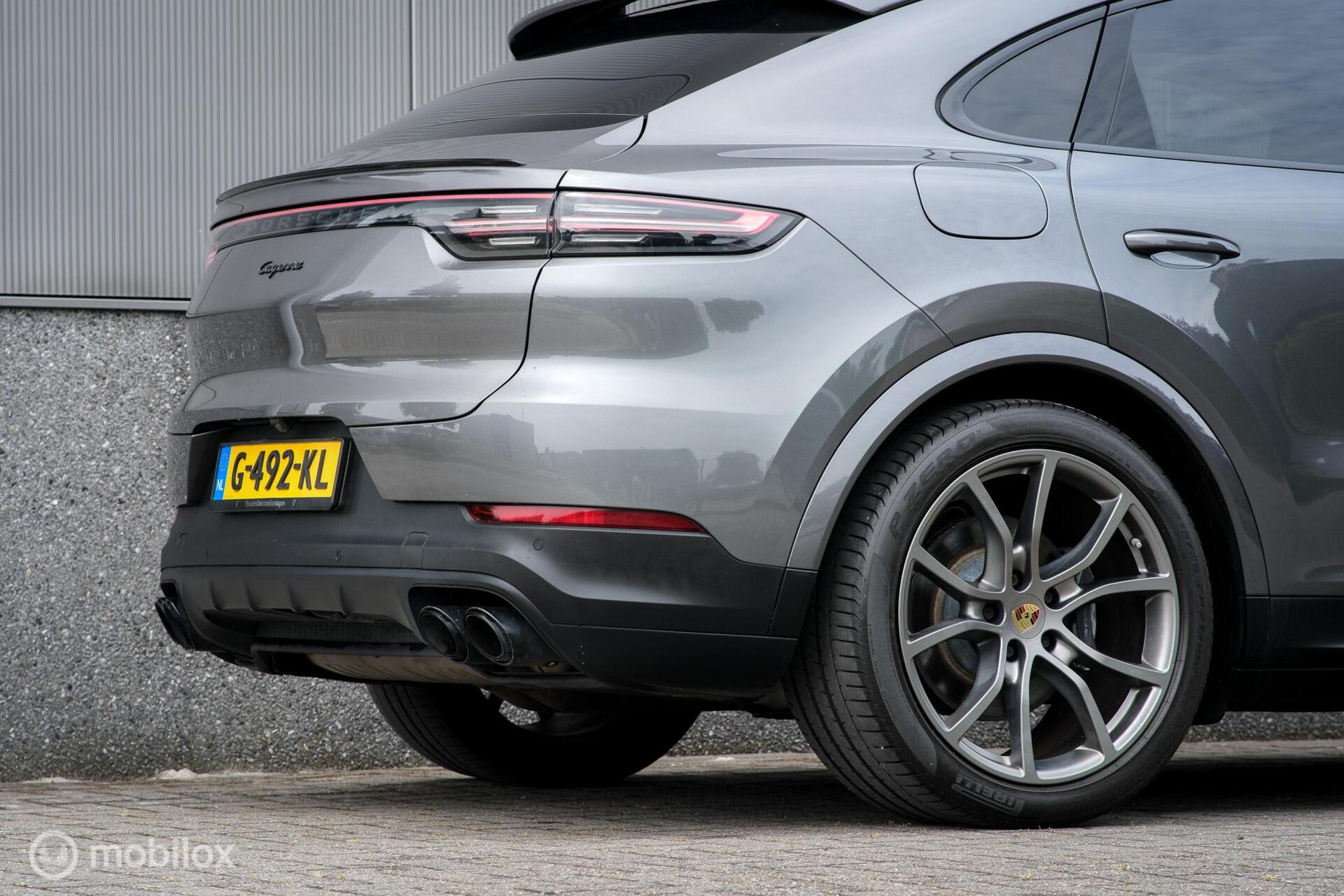 Foto van Porsche Cayenne E-hybrid