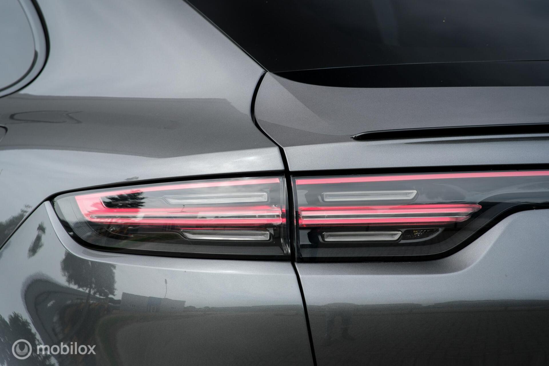Foto van Porsche Cayenne E-hybrid