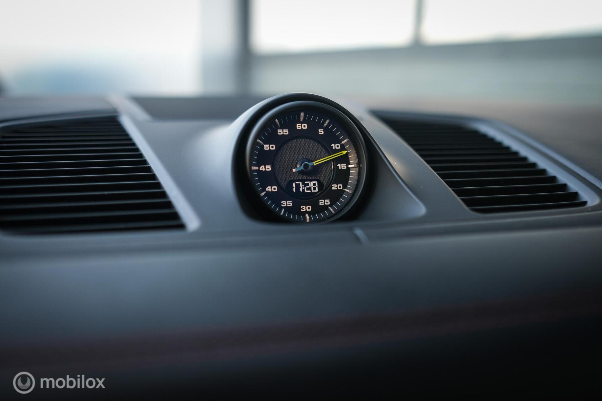 Foto van Porsche Cayenne E-hybrid
