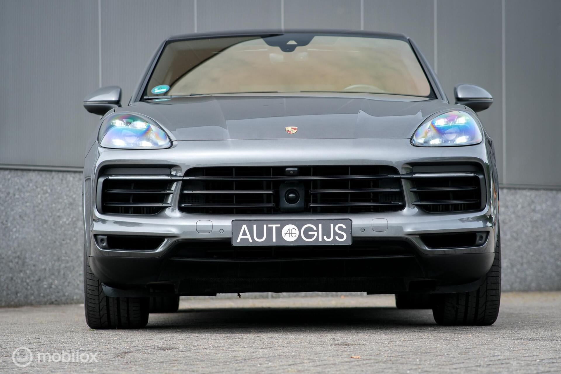 Foto van Porsche Cayenne E-hybrid