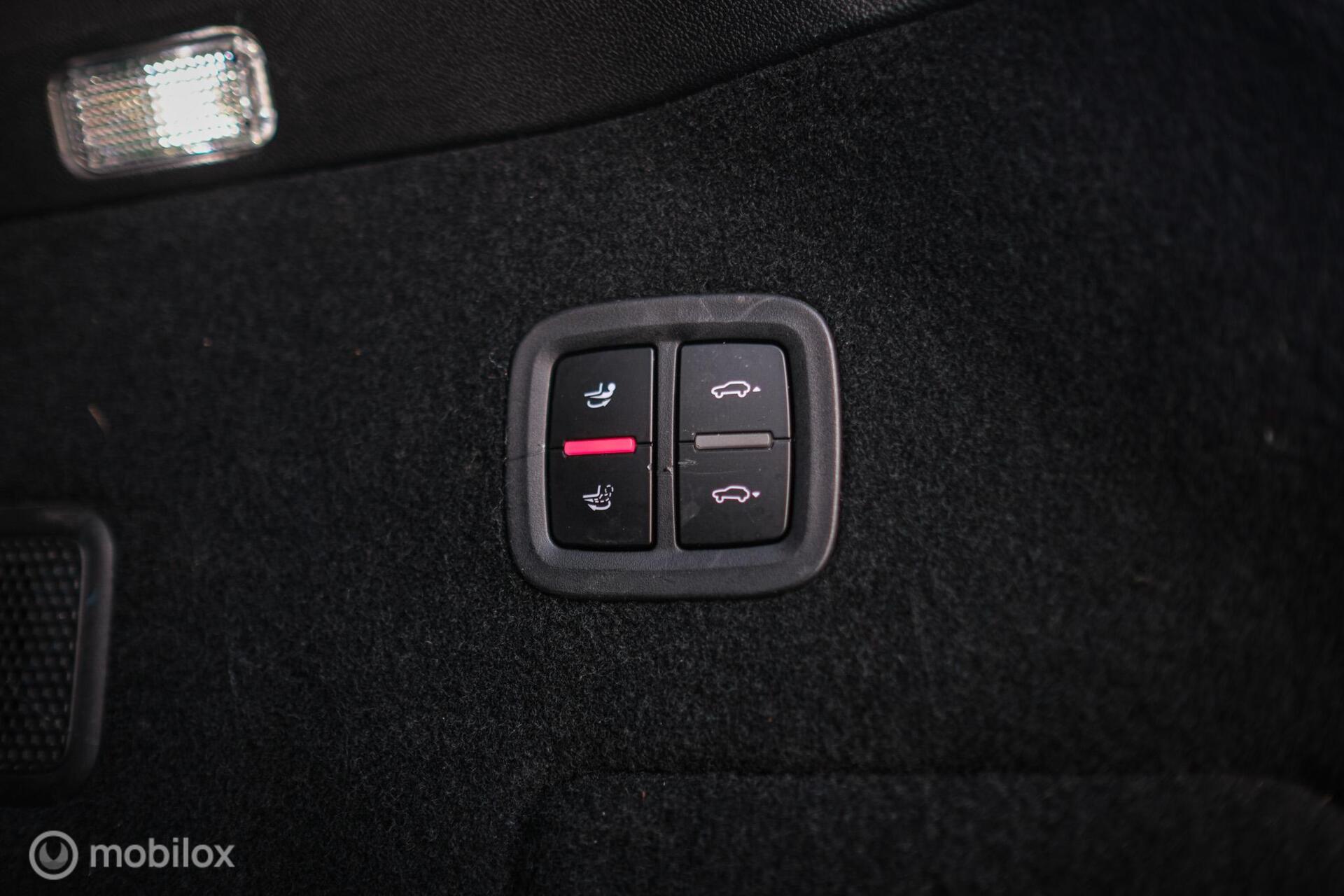 Foto van Porsche Cayenne E-hybrid