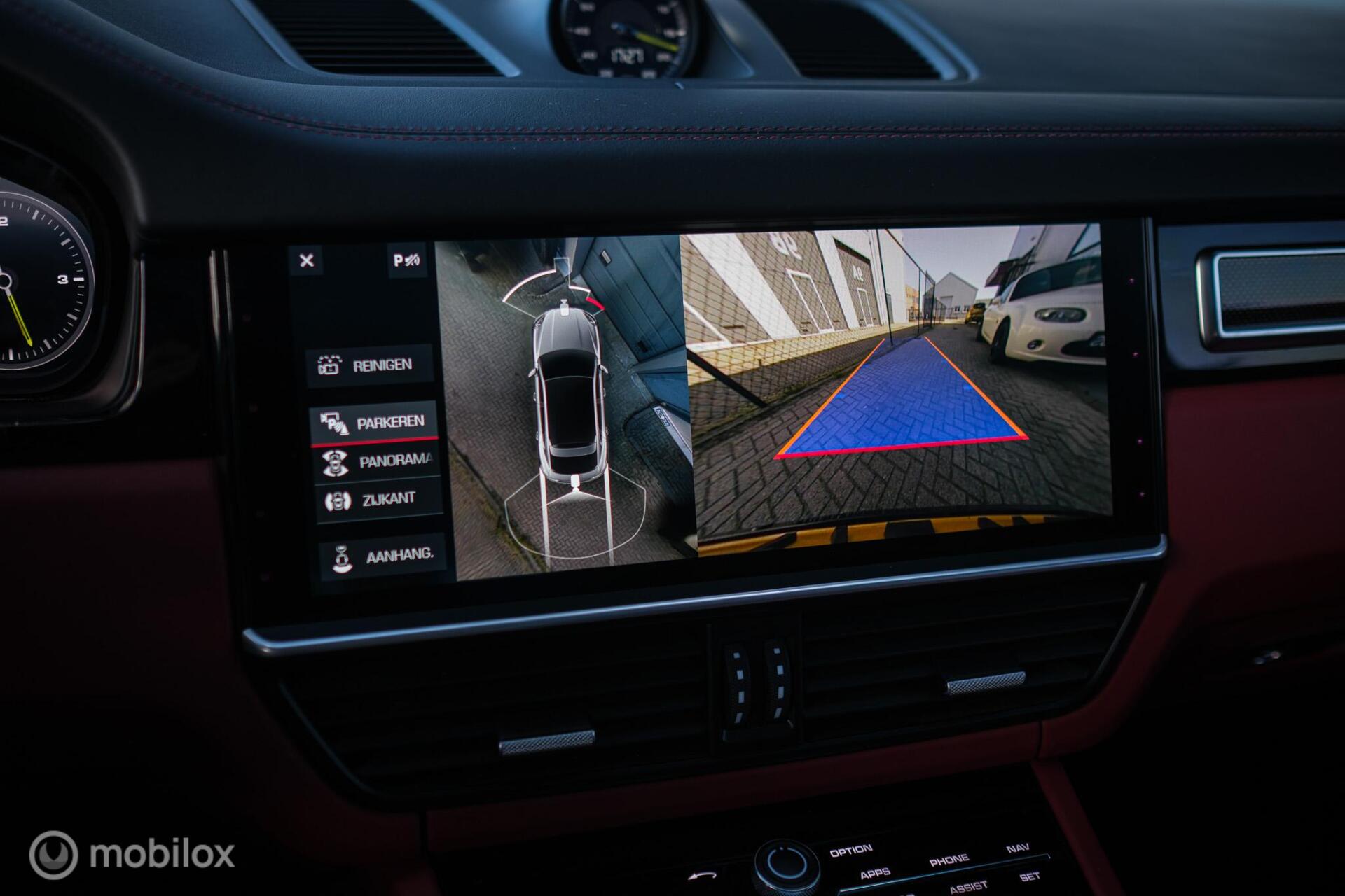 Foto van Porsche Cayenne E-hybrid
