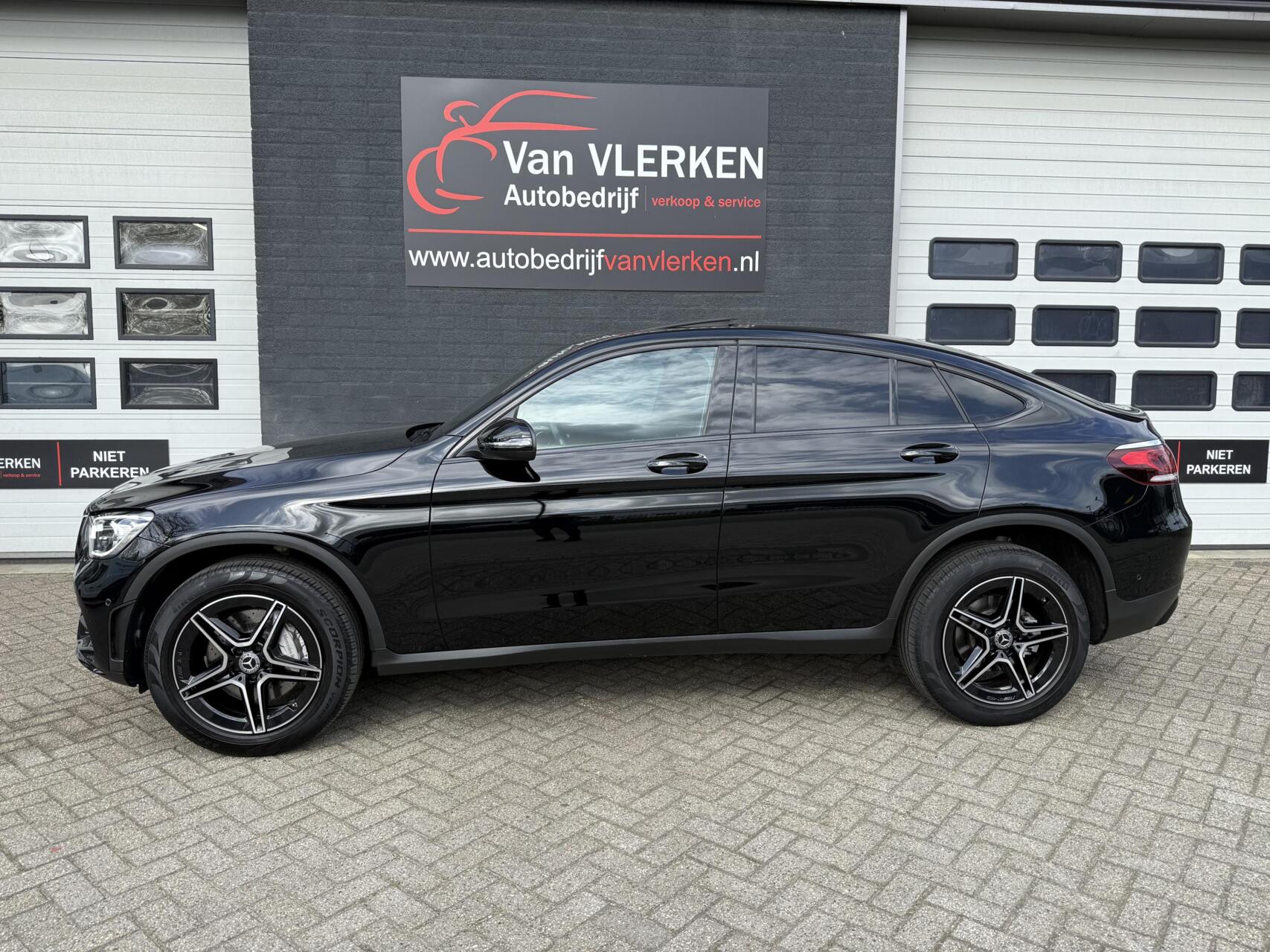Foto van Mercedes-Benz GLC 300 E 4Matic