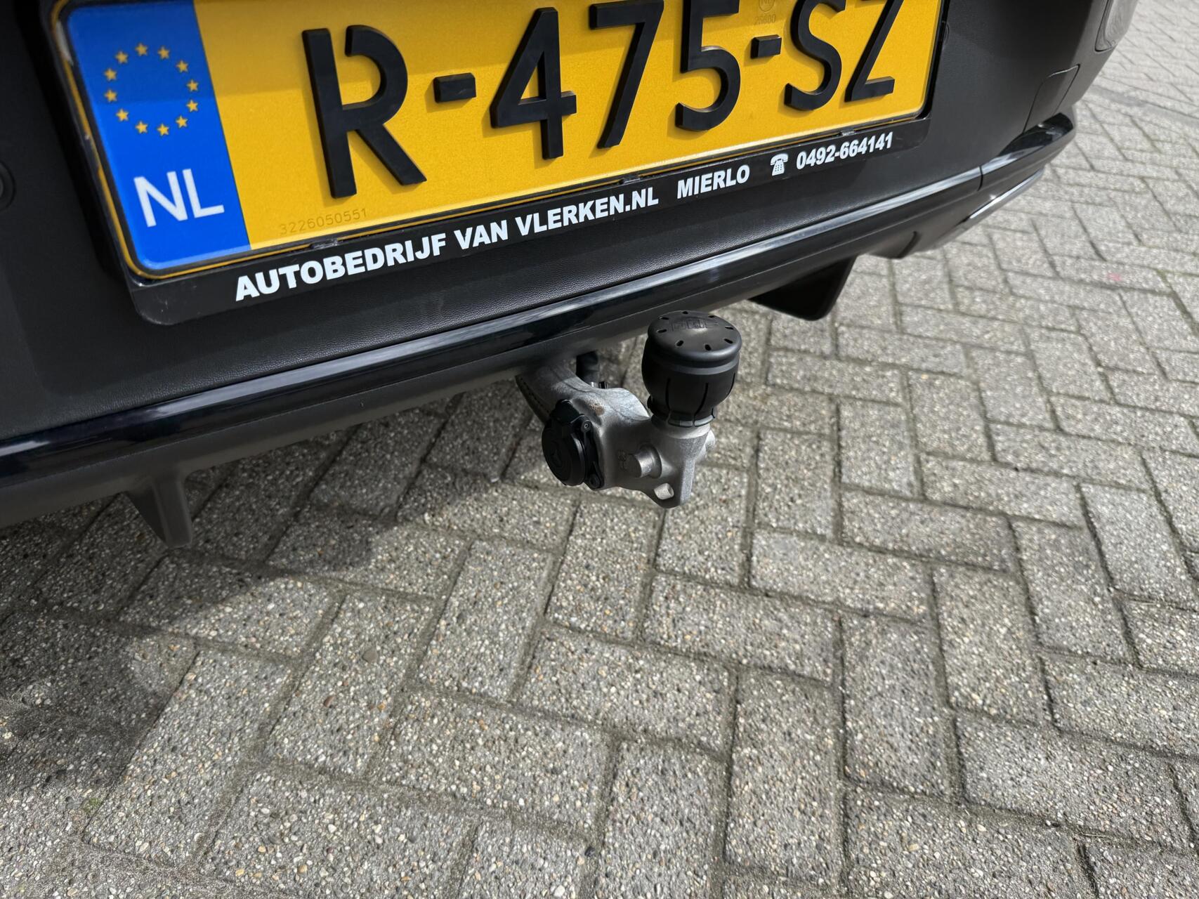 Foto van Mercedes-Benz GLC 300 E 4Matic