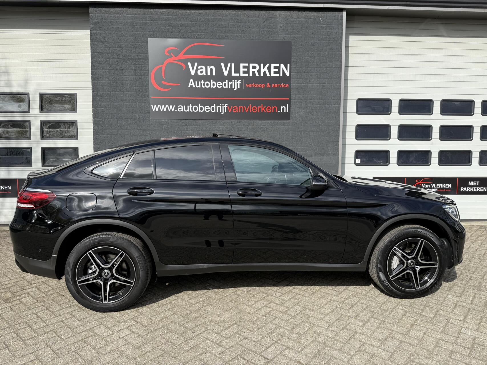 Foto van Mercedes-Benz GLC 300 E 4Matic