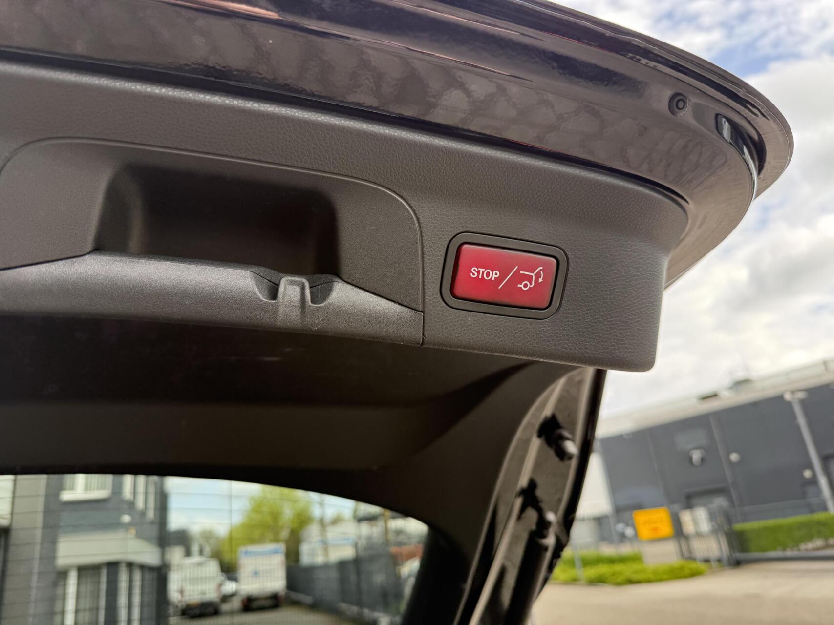 Foto van Mercedes-Benz GLC 300 E 4Matic