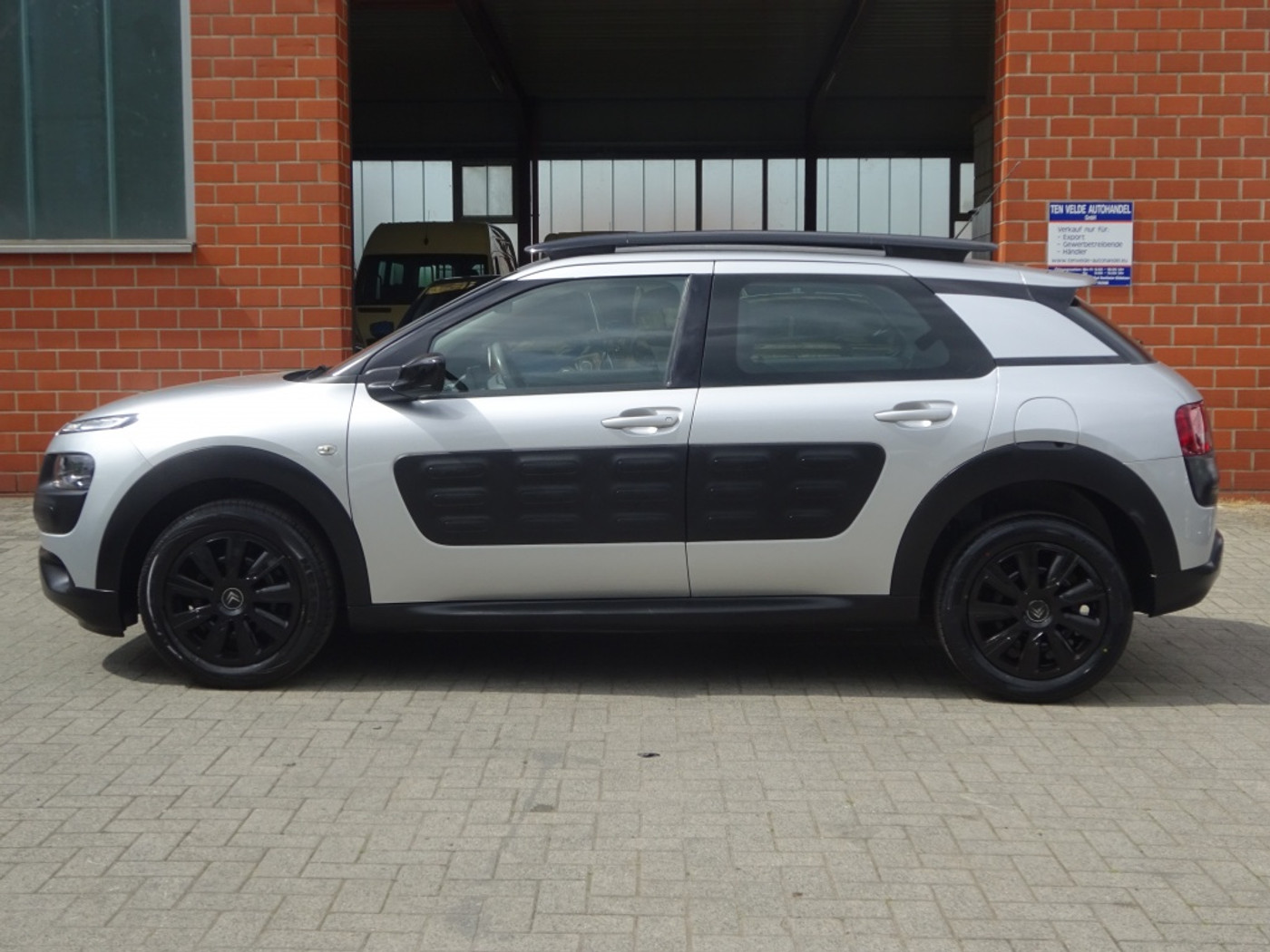 Foto van Citroen C4 Cactus