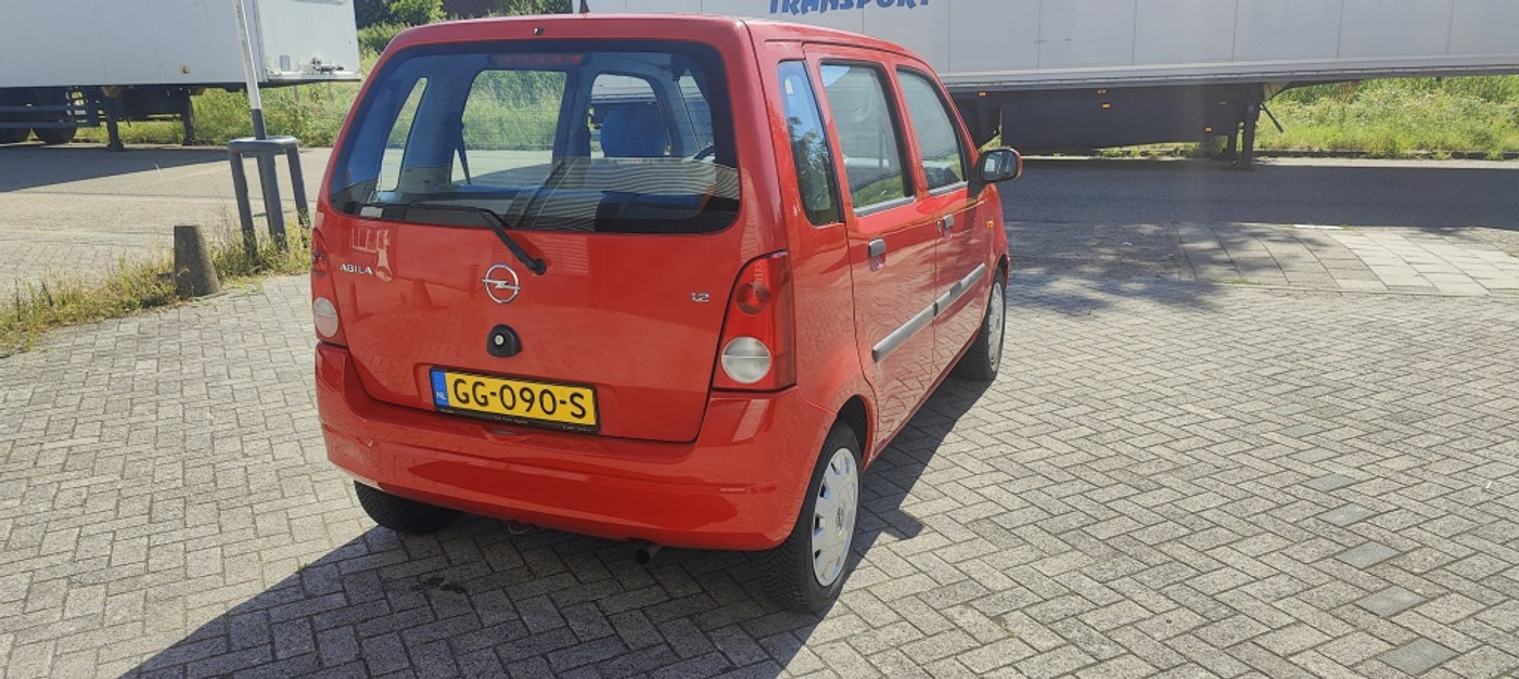 Foto van Opel Agila