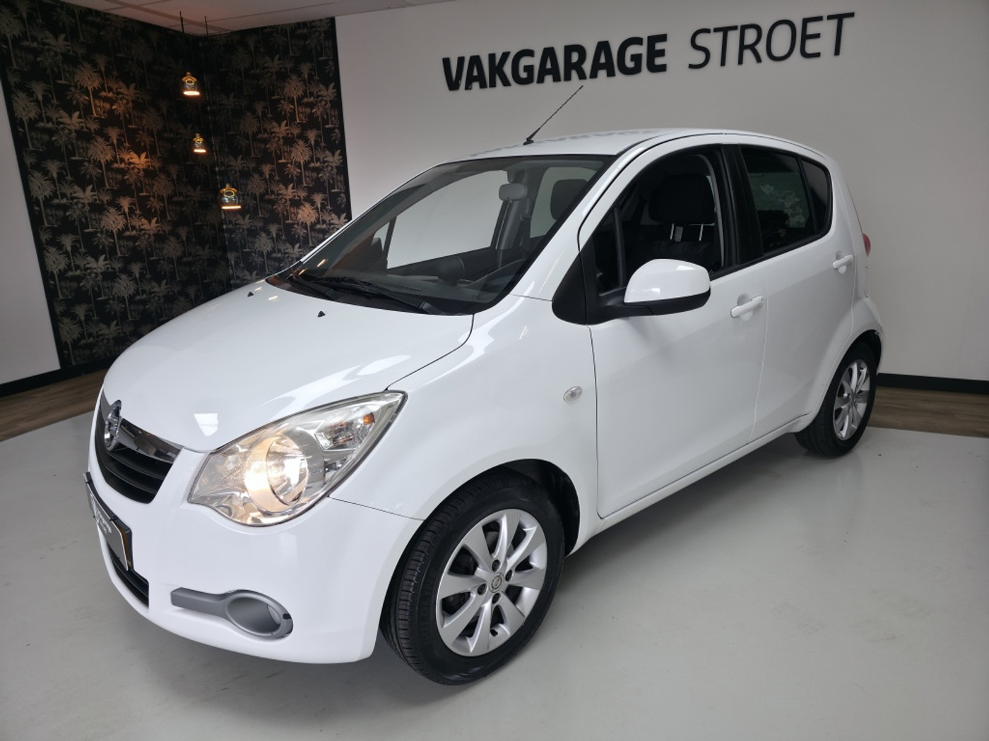 Foto van Opel Agila