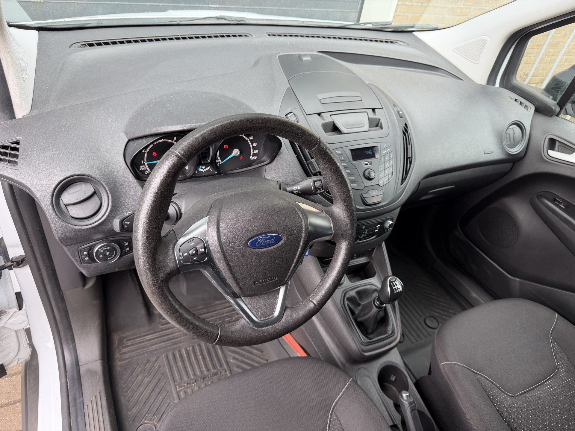 Foto van Ford Transit Courier