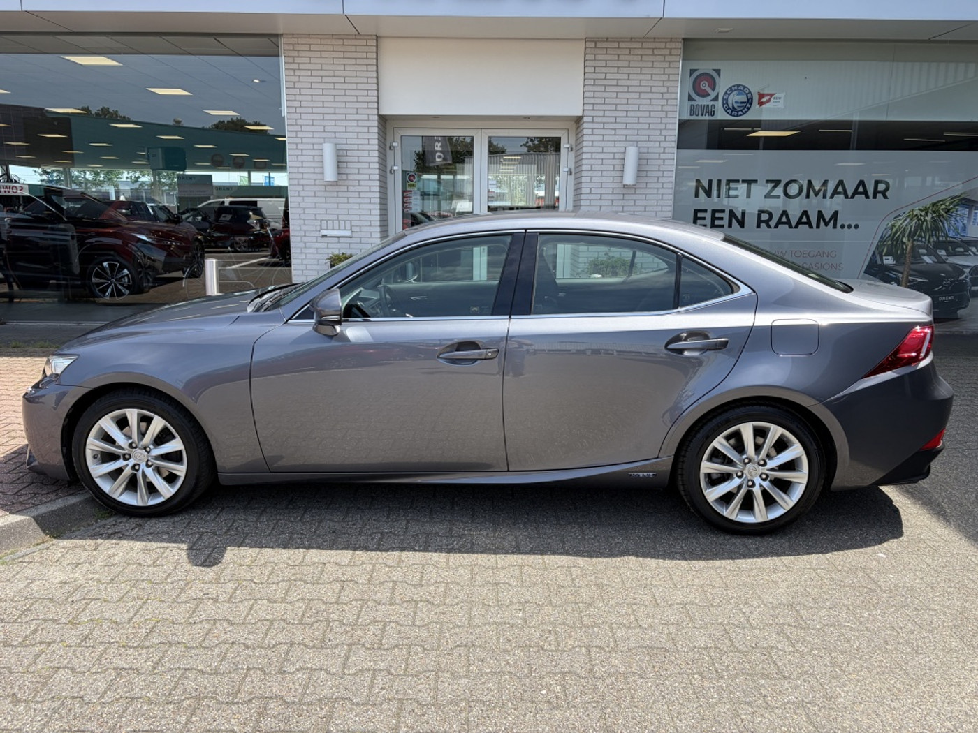 Foto van Lexus Lexus Is300h