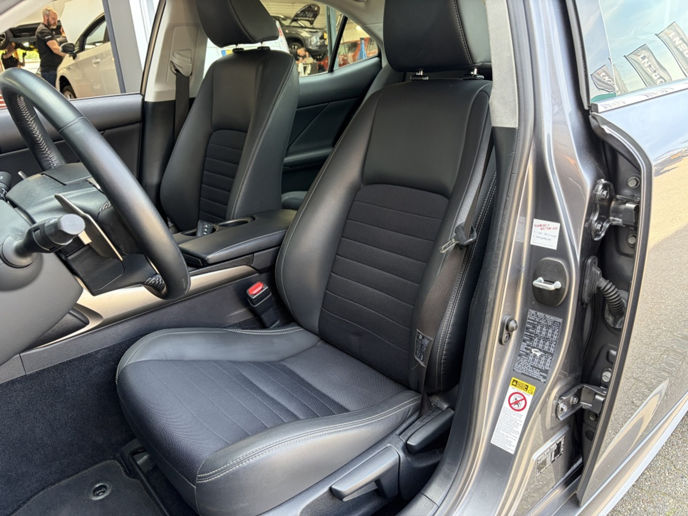 Foto van Lexus Lexus Is300h