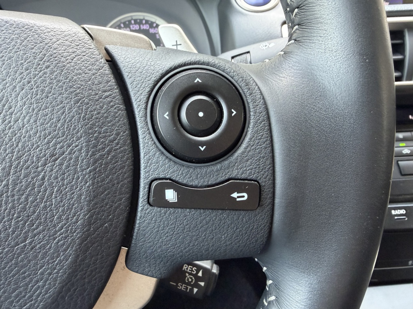 Foto van Lexus Lexus Is300h